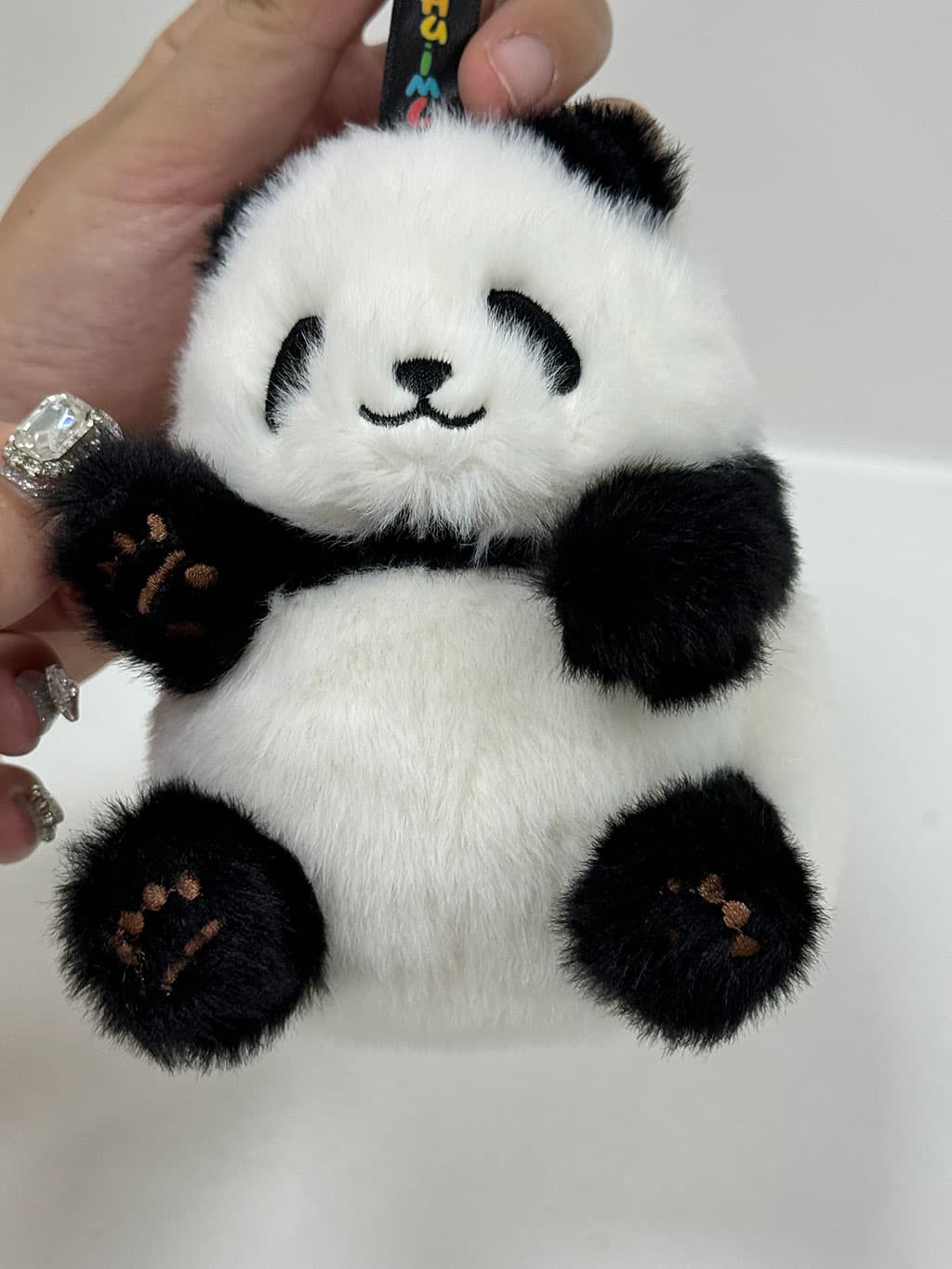 Cute Sitting Panda Plush Keychain - Adorable Plushie Animal Charm for Bags, Keys & Backpacks